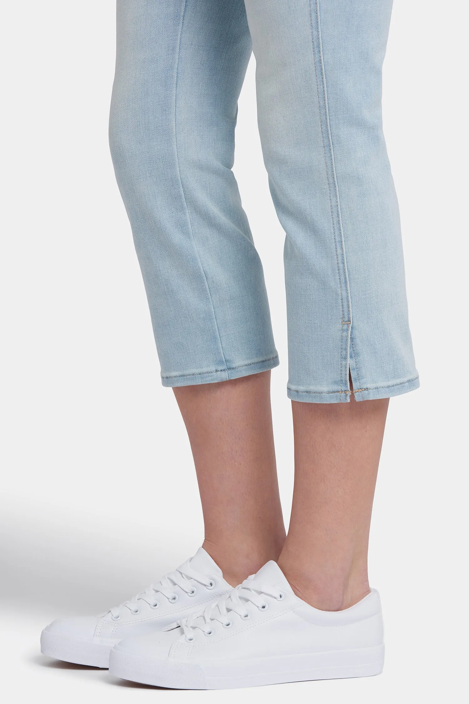Chloe Capri Jeans - Pamplona Ice