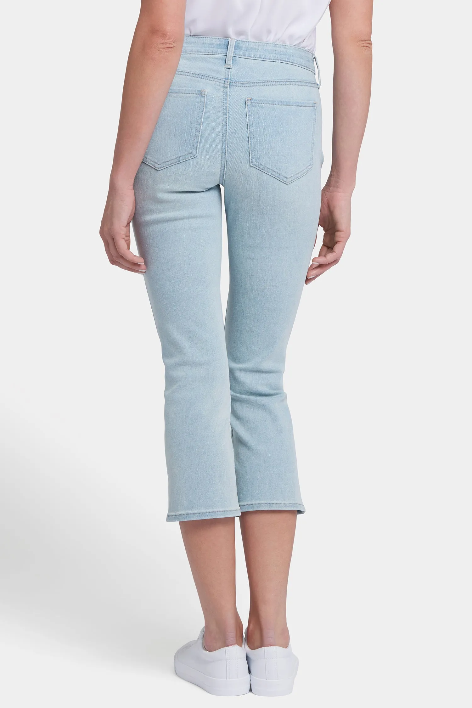 Chloe Capri Jeans - Pamplona Ice