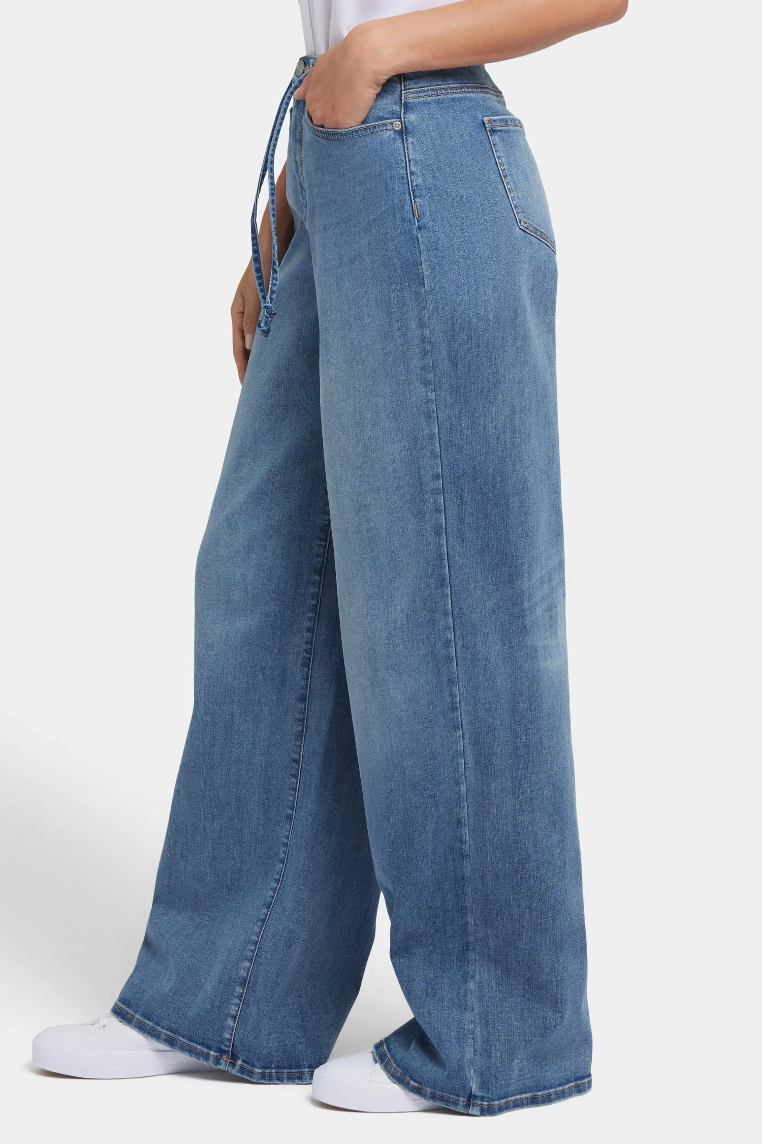 Cindi Relaxed Wide Leg Jeans - Majorca Bay