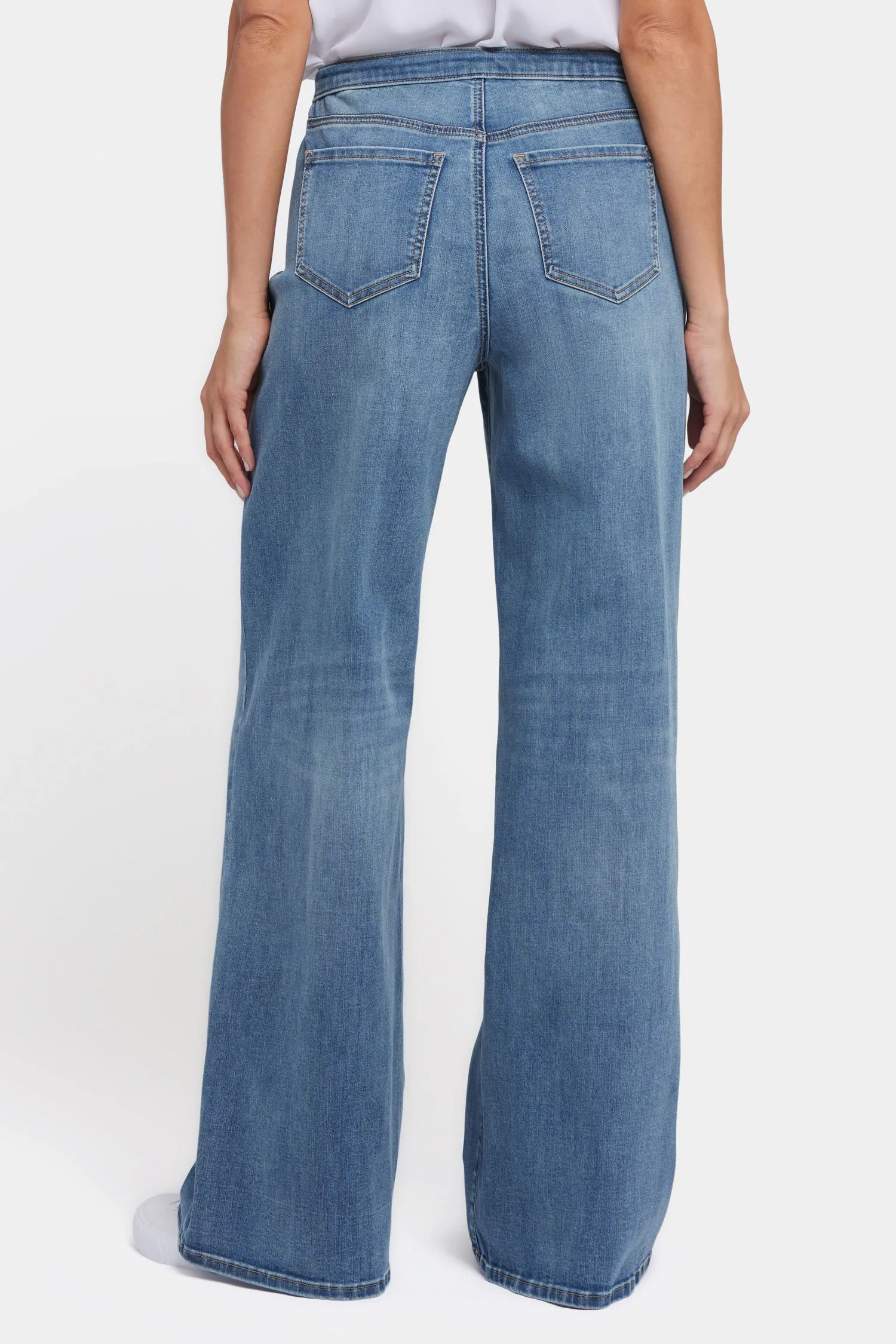 Cindi Relaxed Wide Leg Jeans - Majorca Bay