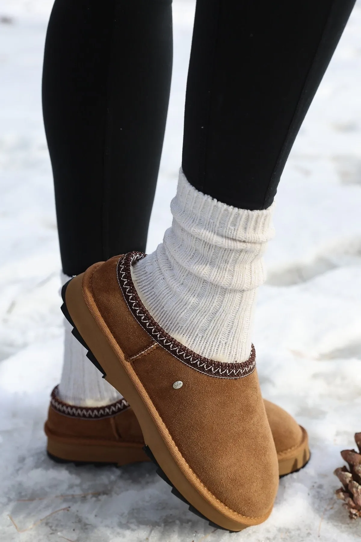 Emu Sharky Scuff Slipper Chestnut