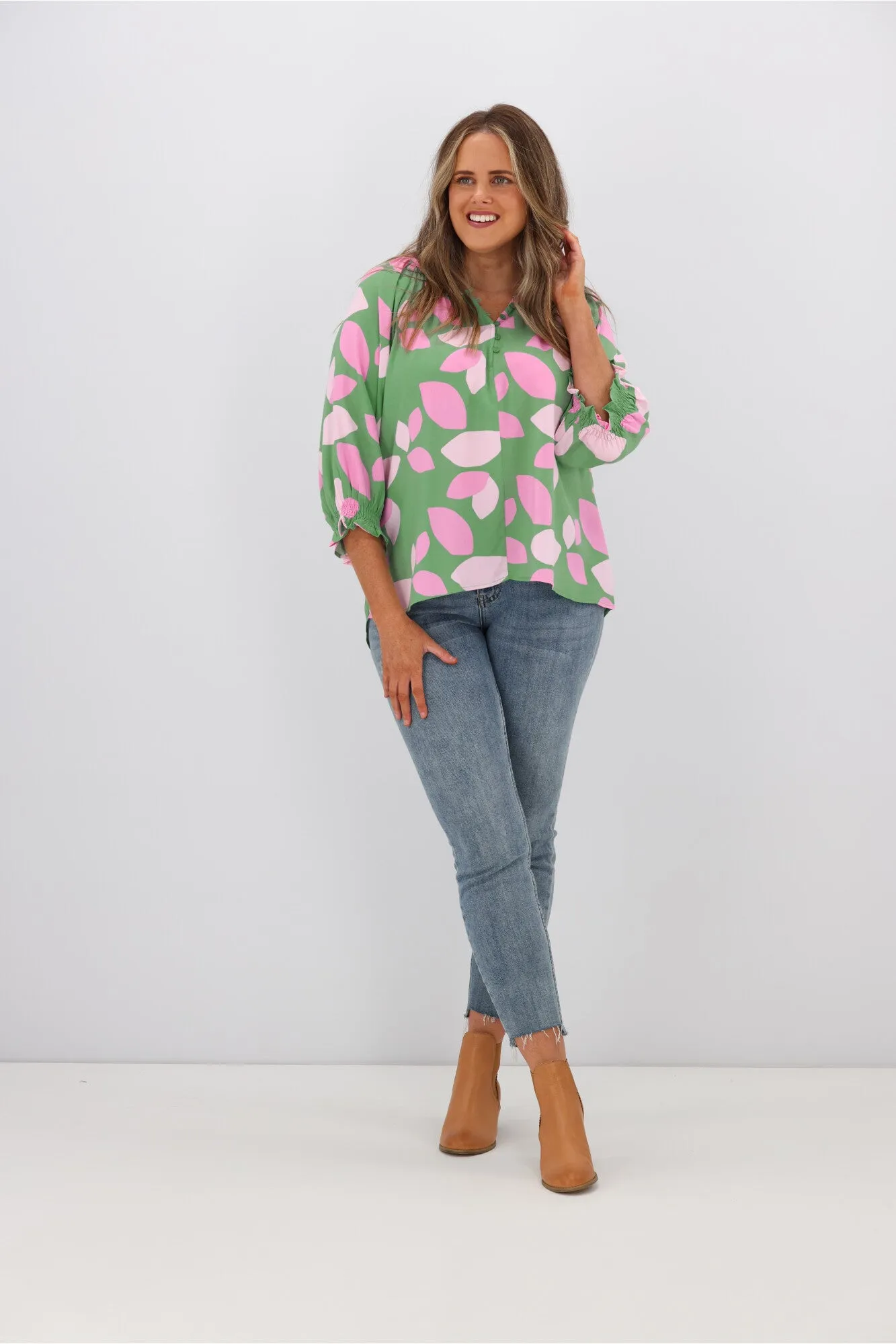 Fria Cleo Amora Half Open Neck Top Green