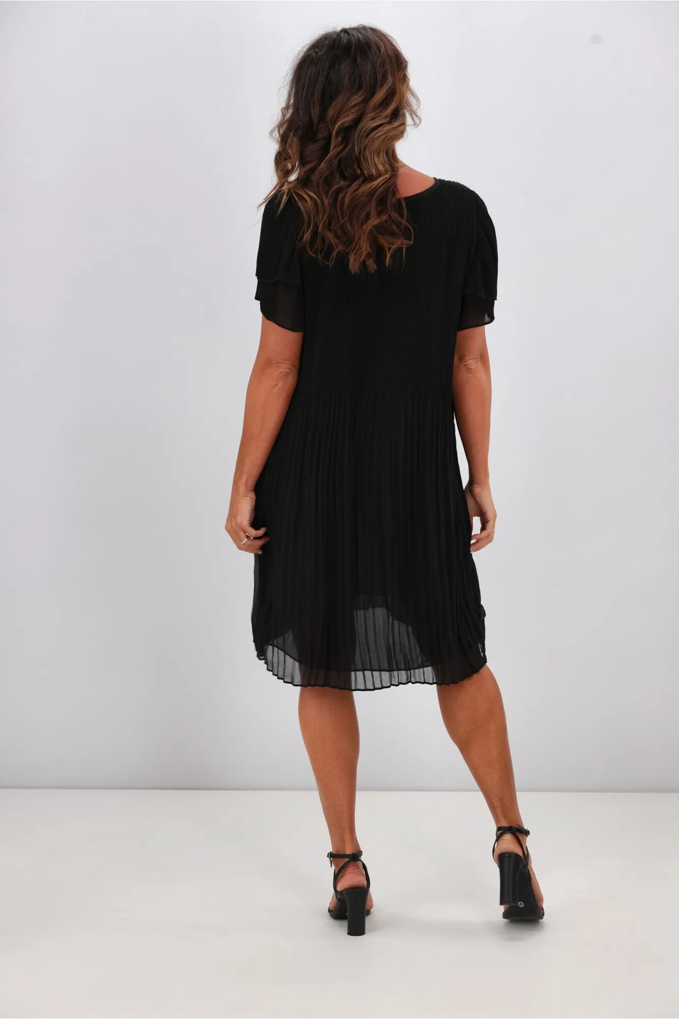 Gloss by Shine On Alberta Pleated Shift Dress Black