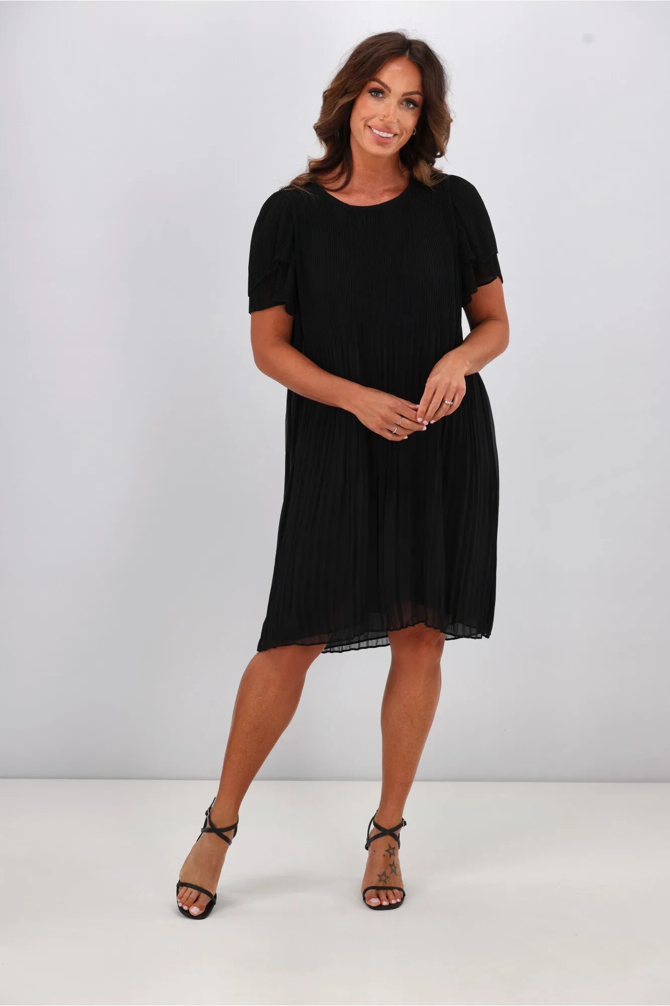 Gloss by Shine On Alberta Pleated Shift Dress Black