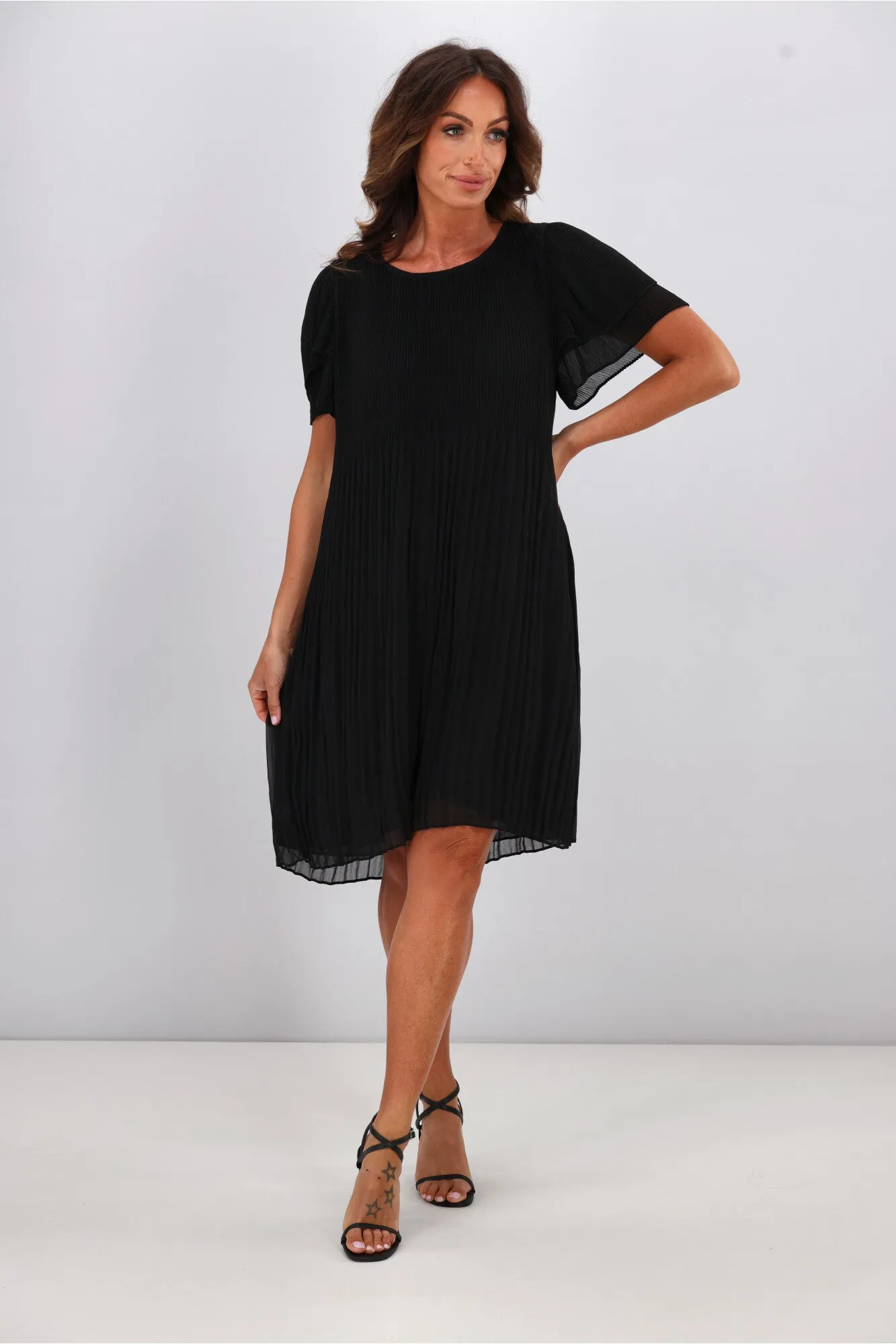 Gloss by Shine On Alberta Pleated Shift Dress Black