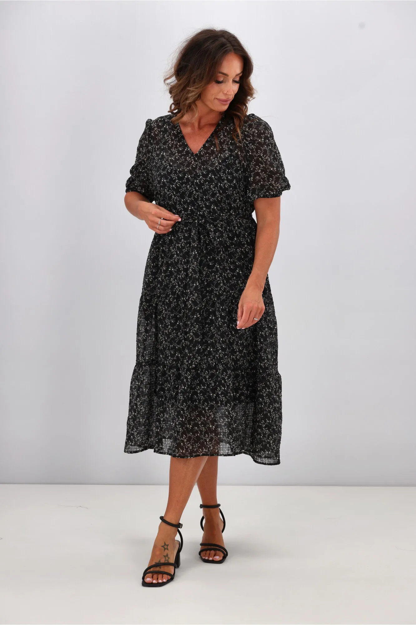 Gloss by Shine On Kaylee Puffed Sleeve Dress Check Floral Chiffon Black