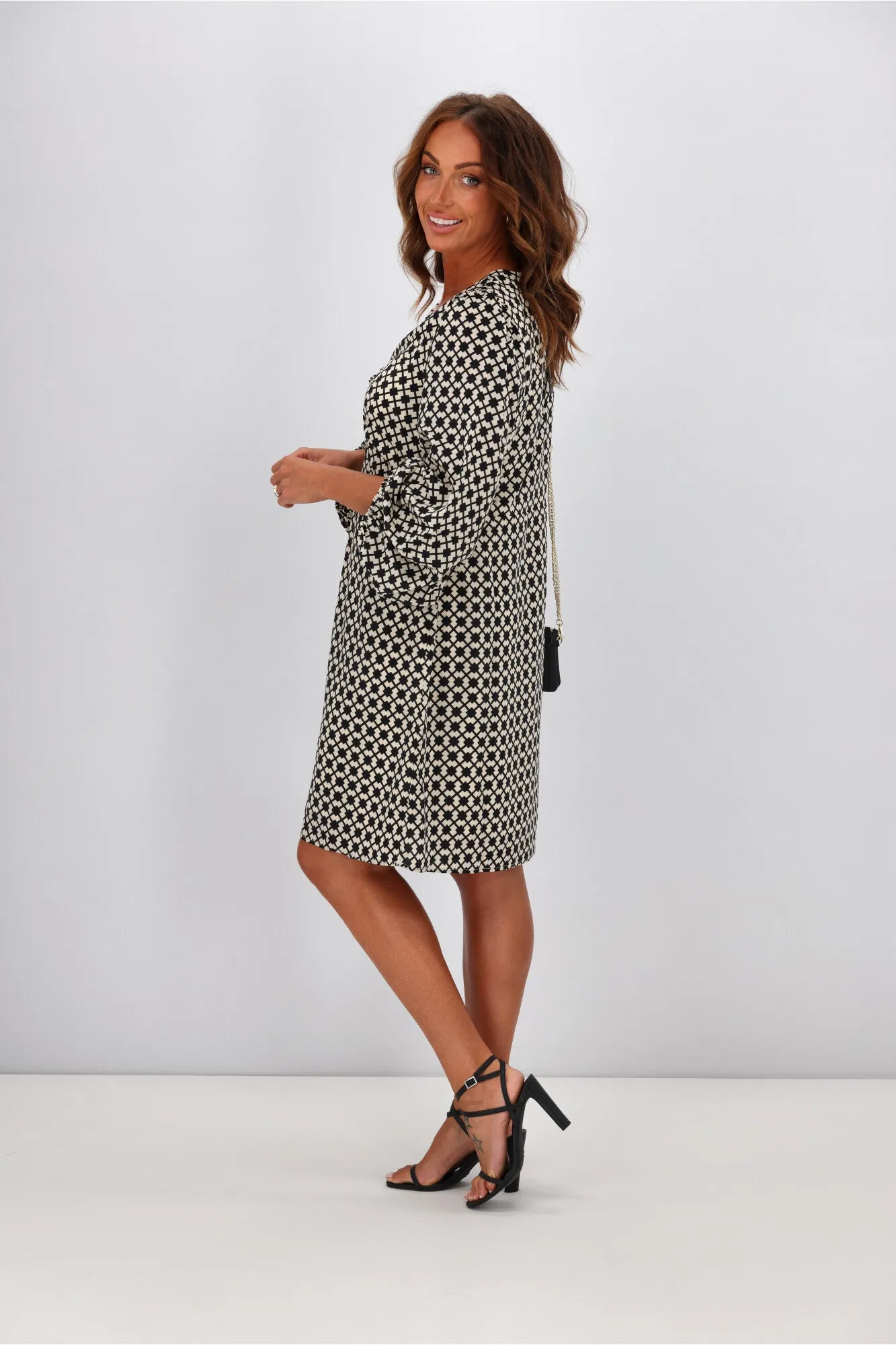 Gloss by Shine On Medici Puff Sleeve Dress Squares Geo Print