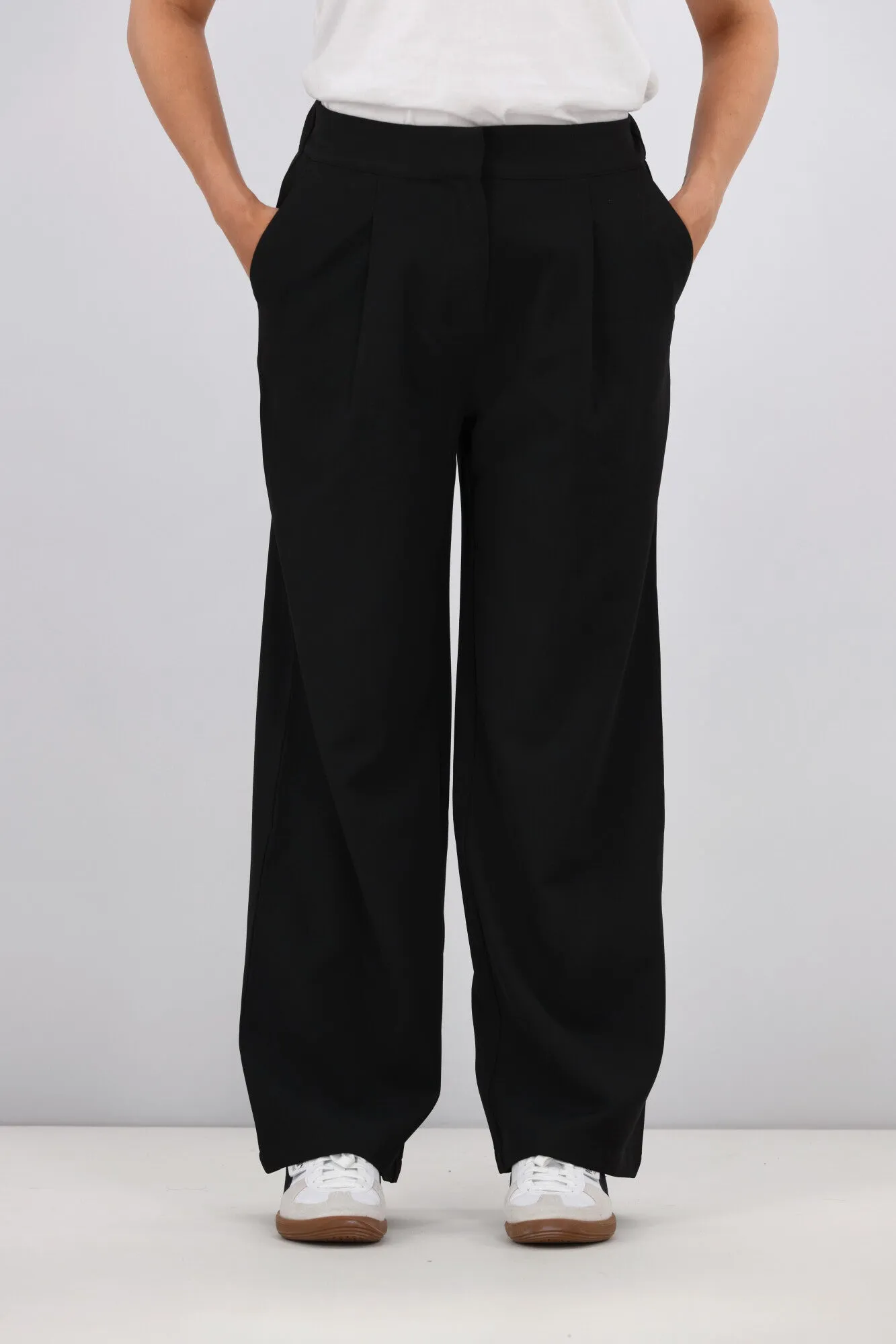 Gloss The Label Lucia Wide Leg Pant Black