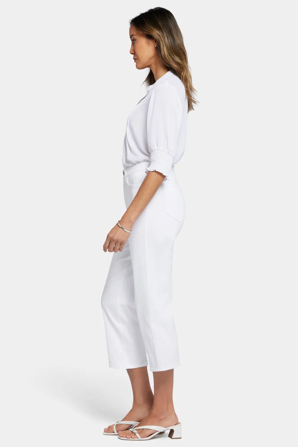 Joni Relaxed Capri Jeans - Optic White