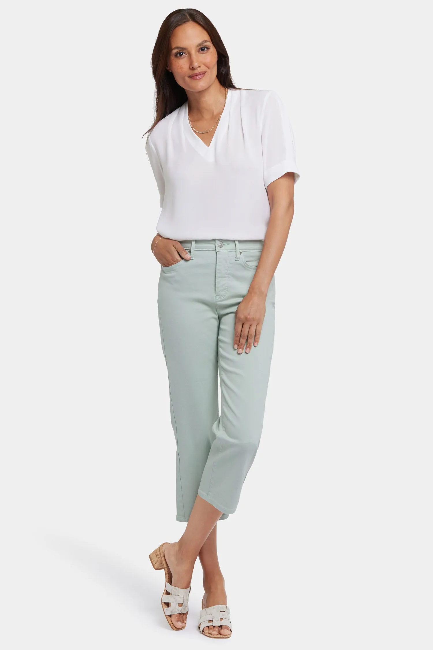 Joni Relaxed Capri Jeans - Tomatillo