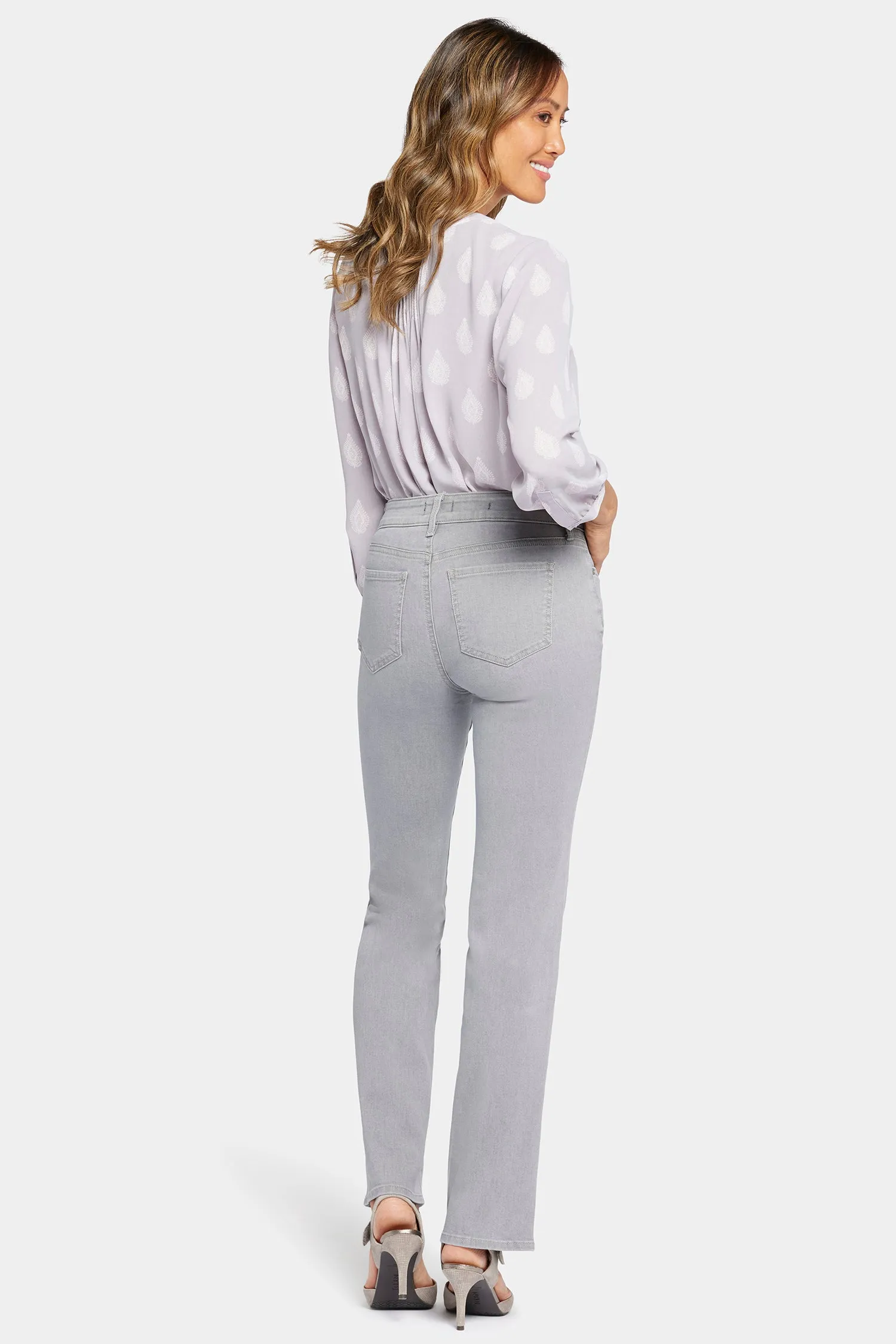 Marilyn Straight Jeans - Charisma