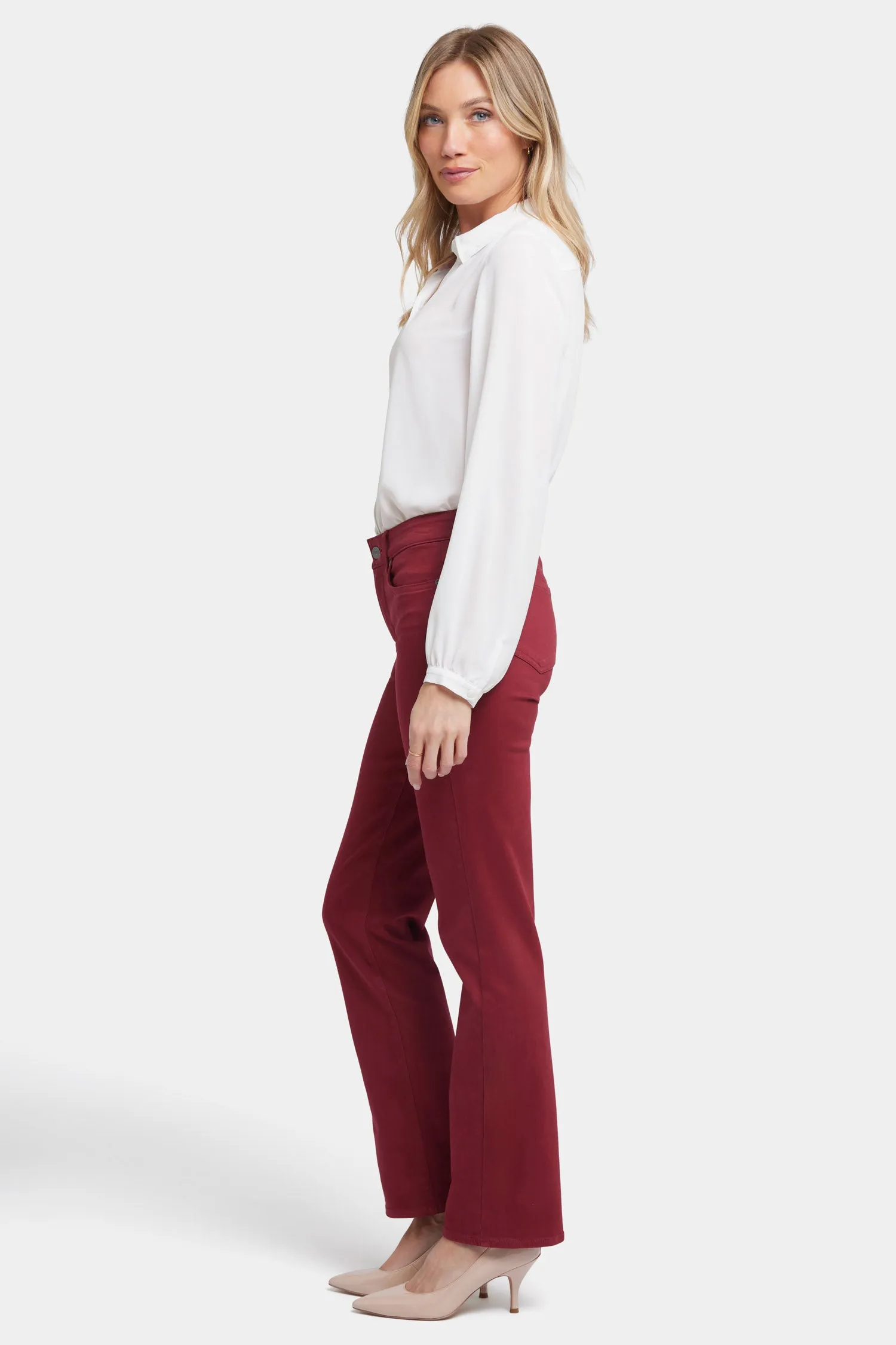 Marilyn Straight Jeans In Petite - Wild Currant