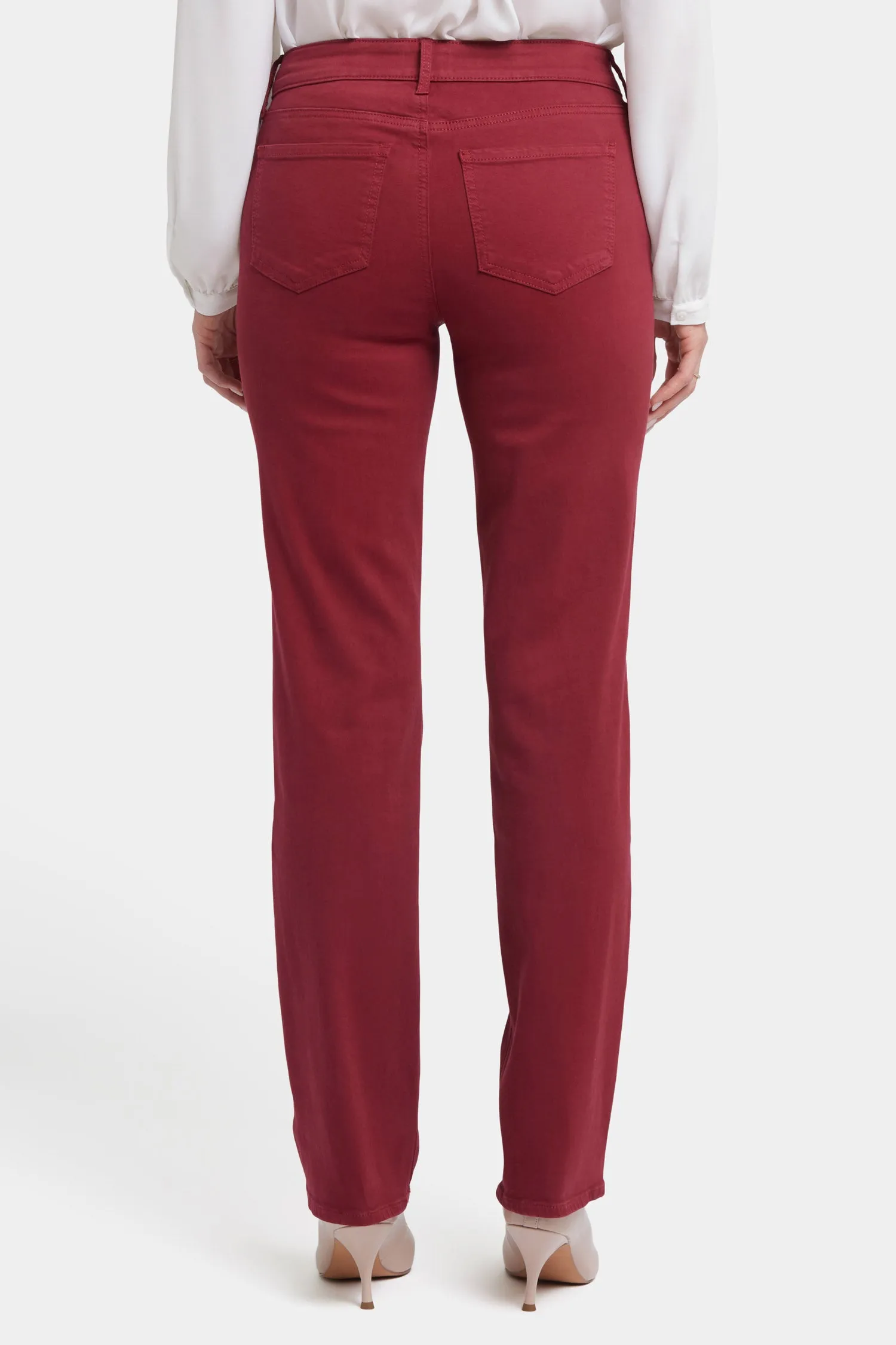 Marilyn Straight Jeans In Petite - Wild Currant