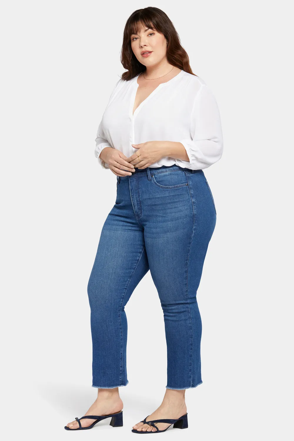 Slim Bootcut Ankle Jeans In Plus Size - Desire