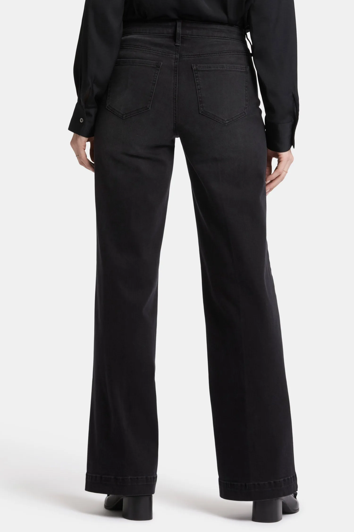 Teresa Wide Leg Jeans - Crosswinds